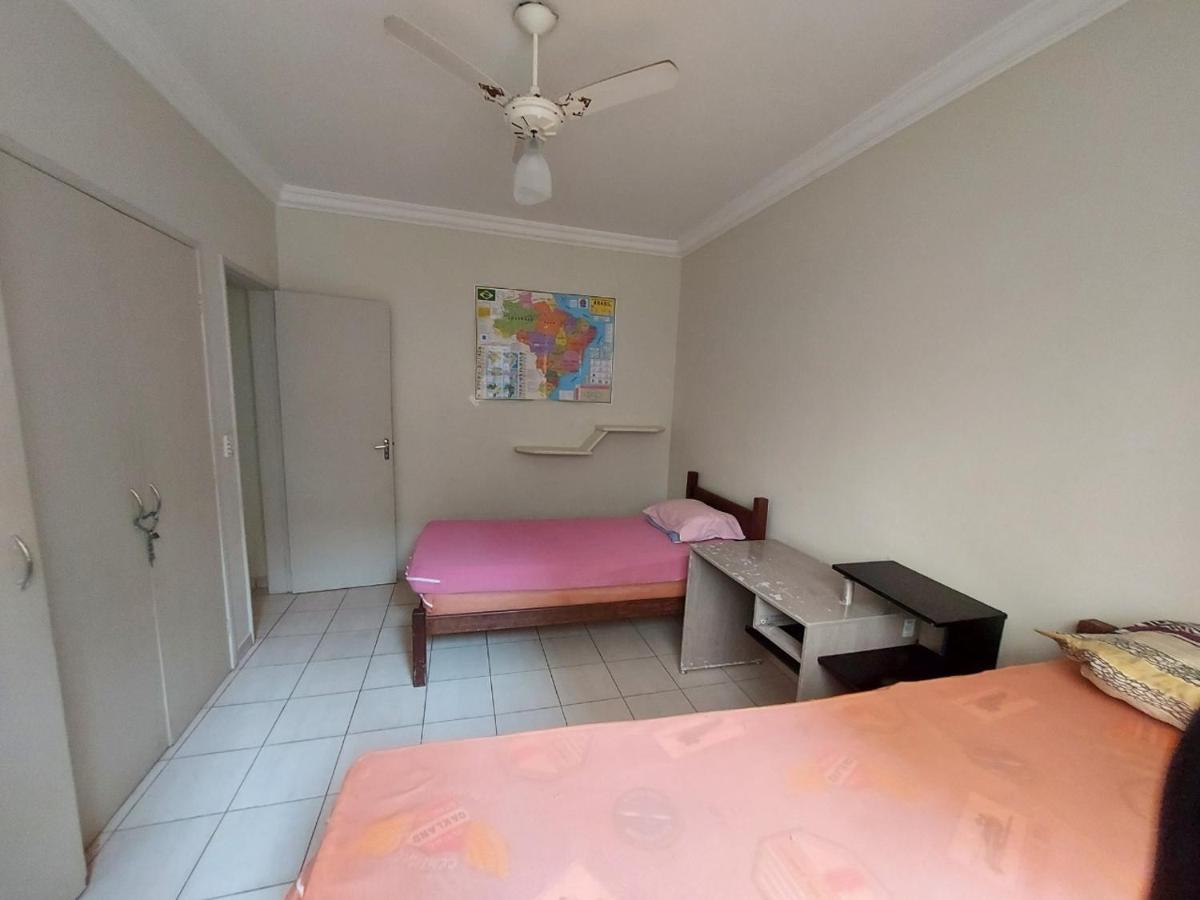 Lindo Apartamento 50 Metros Da Praia Do Morro, Tres Quartos E Duas Vagas De Garagem 구아라파리 외부 사진